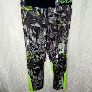 Nike Pro Dri-Fit Capri Athletic Leggings Compress Black White Neon Yellow Size M